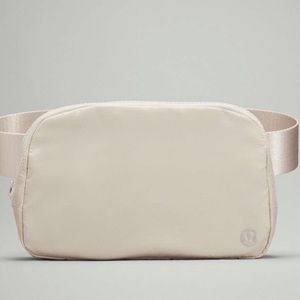 Lululemon Everywhere Belt Bag in White Opal